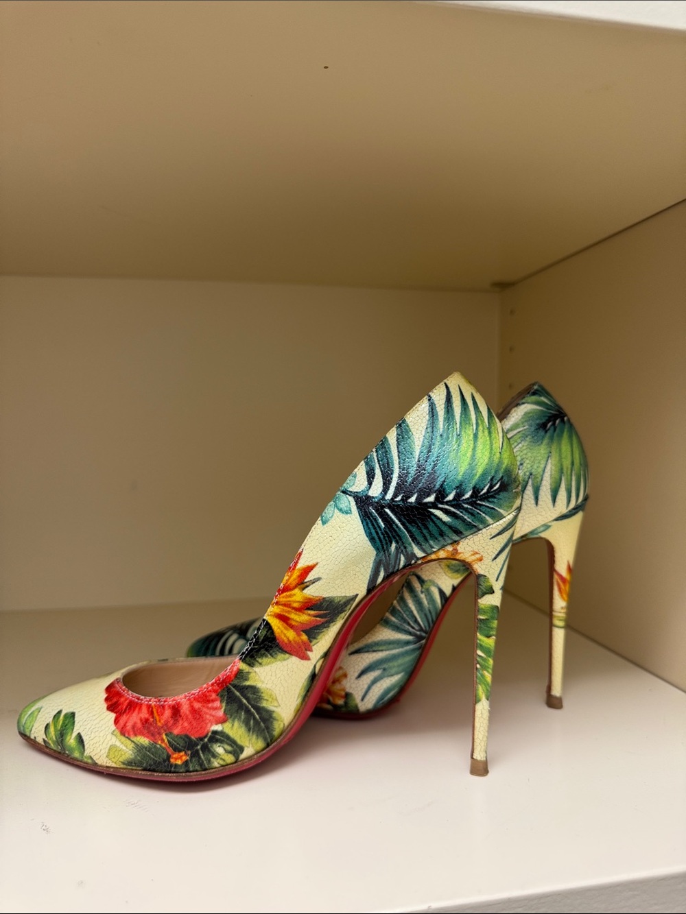 Christian Louboutin Tropical Floral Pointed Toe Pumps in Cream and Green - Picture 4 of 5